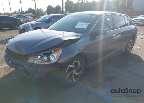 2017 Honda Accord Lx z USA, uszkodzony, nr VIN 1HGCR2F31HA155938